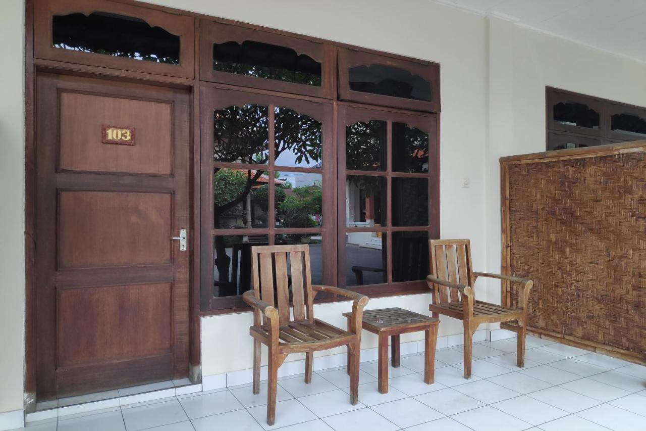 SPOT ON 2426 Hotel Aget Jaya Ii Denpasar  Bagian luar foto