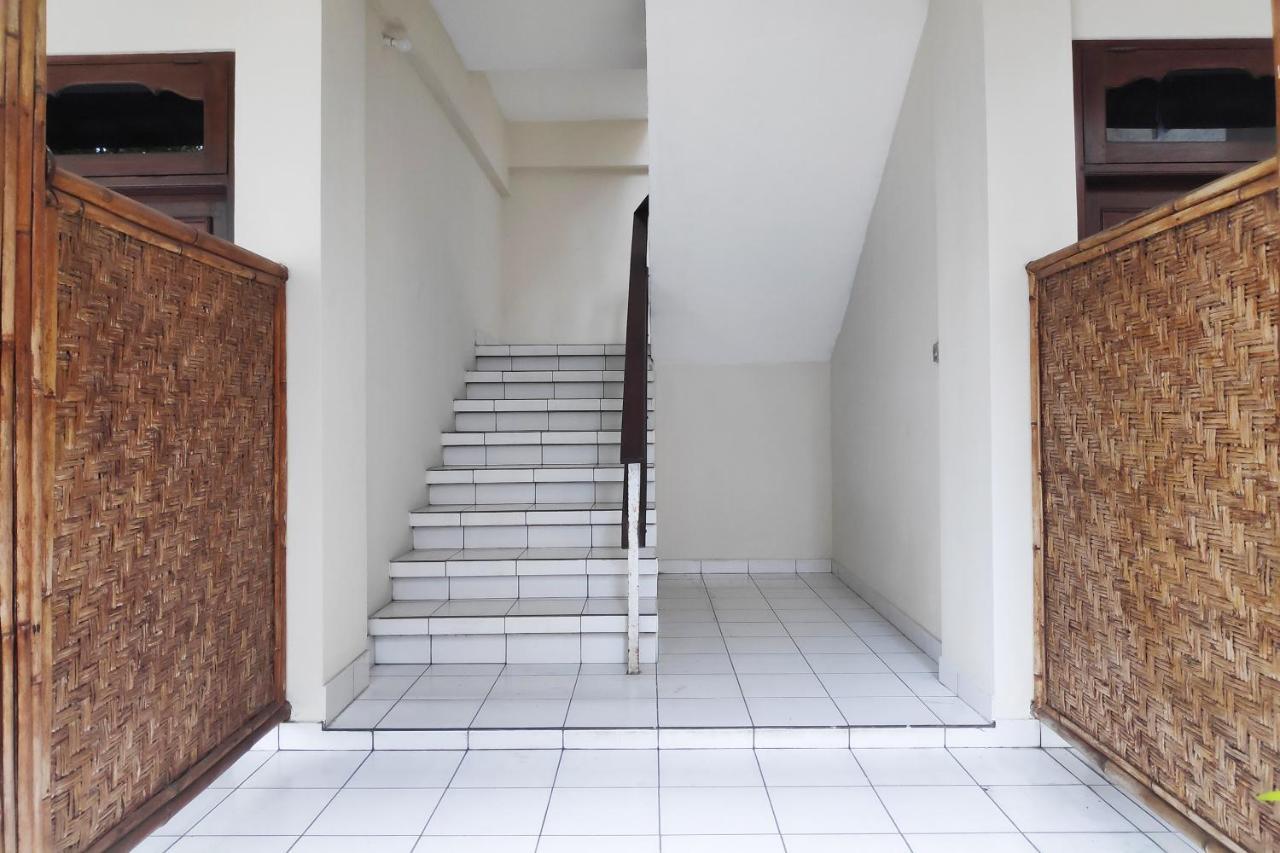 SPOT ON 2426 Hotel Aget Jaya Ii Denpasar  Bagian luar foto
