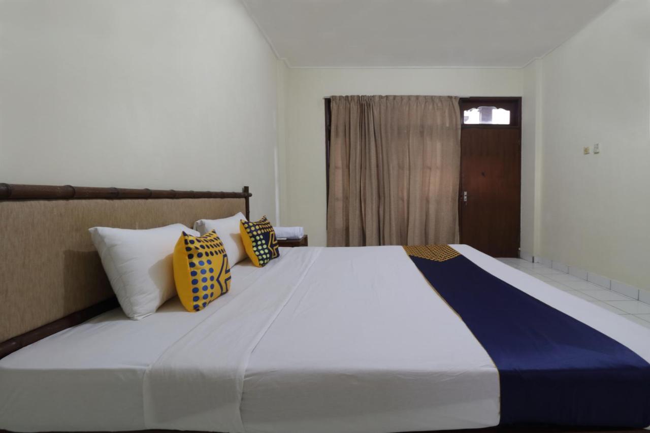 SPOT ON 2426 Hotel Aget Jaya Ii Denpasar  Bagian luar foto