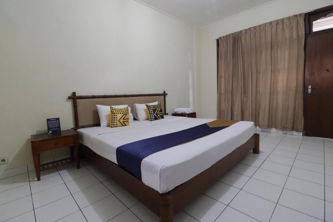 SPOT ON 2426 Hotel Aget Jaya Ii Denpasar  Bagian luar foto